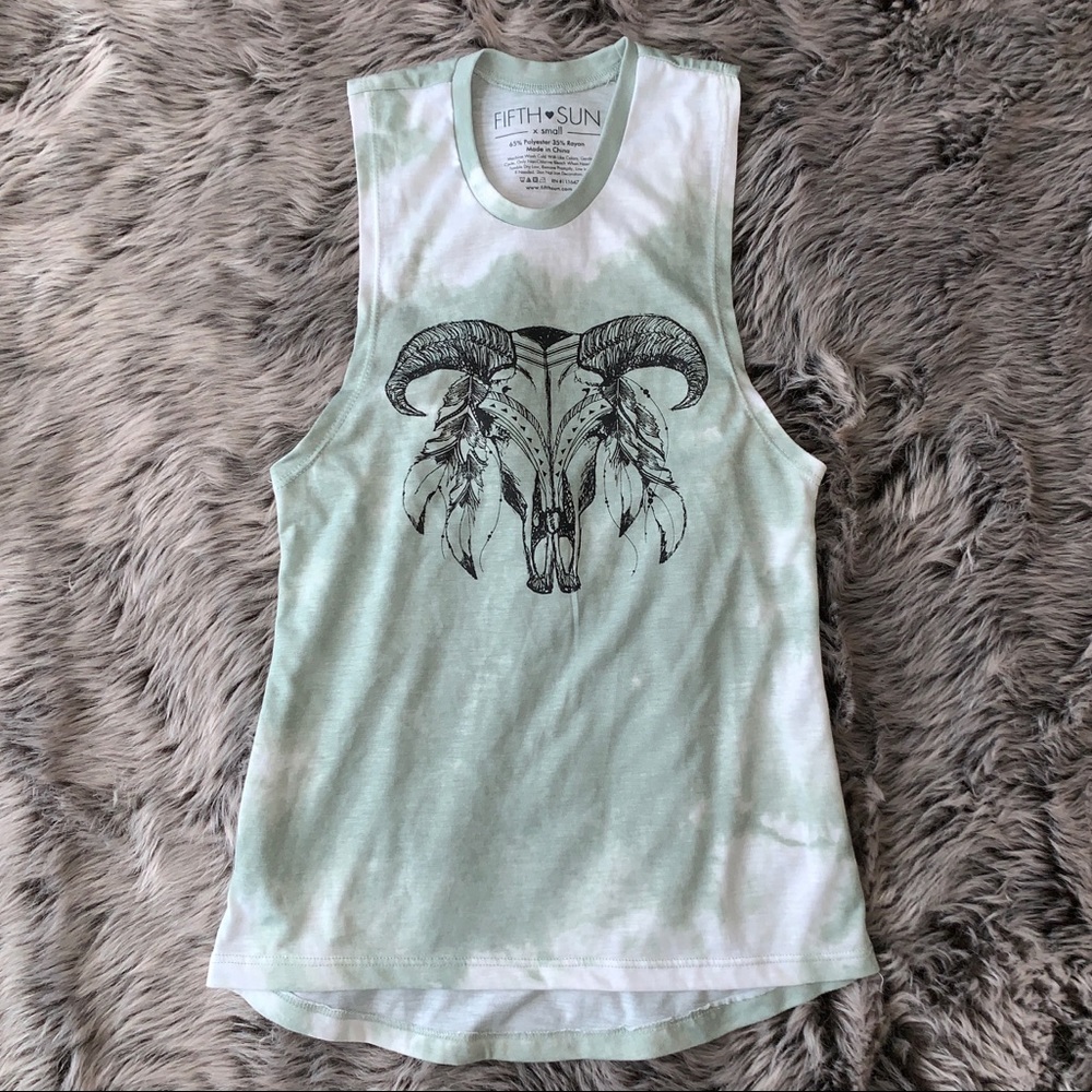 NWOT Graphic Tank